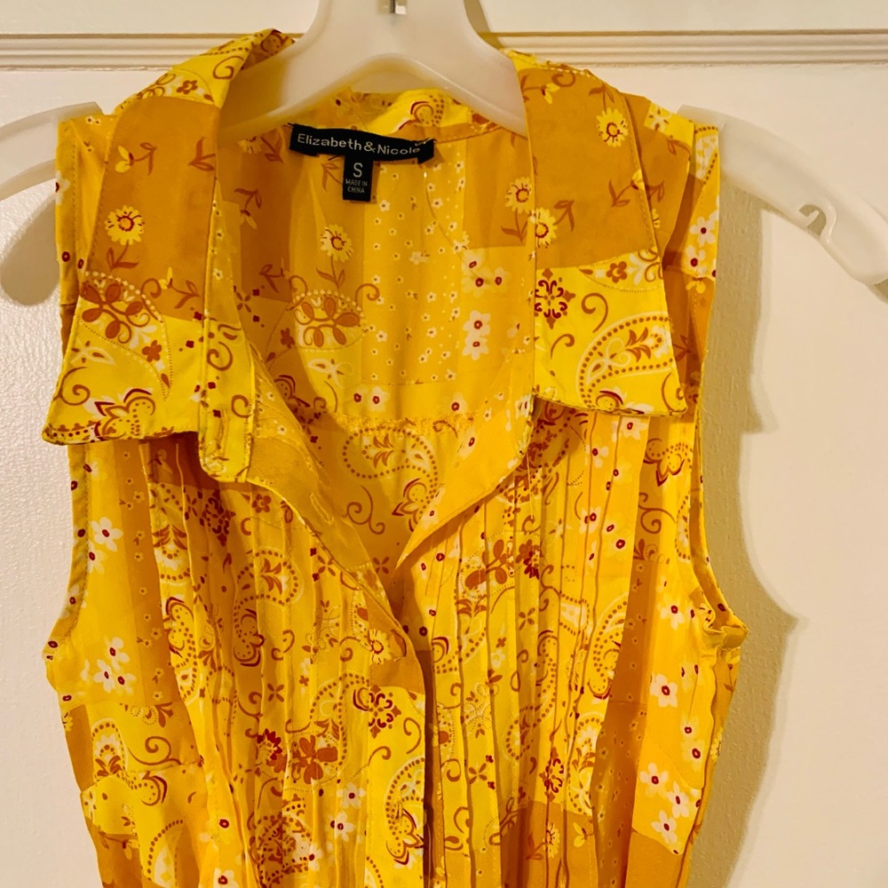Summer light yellow 👗***New***